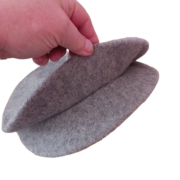 BERET - Picture 6 of 7
